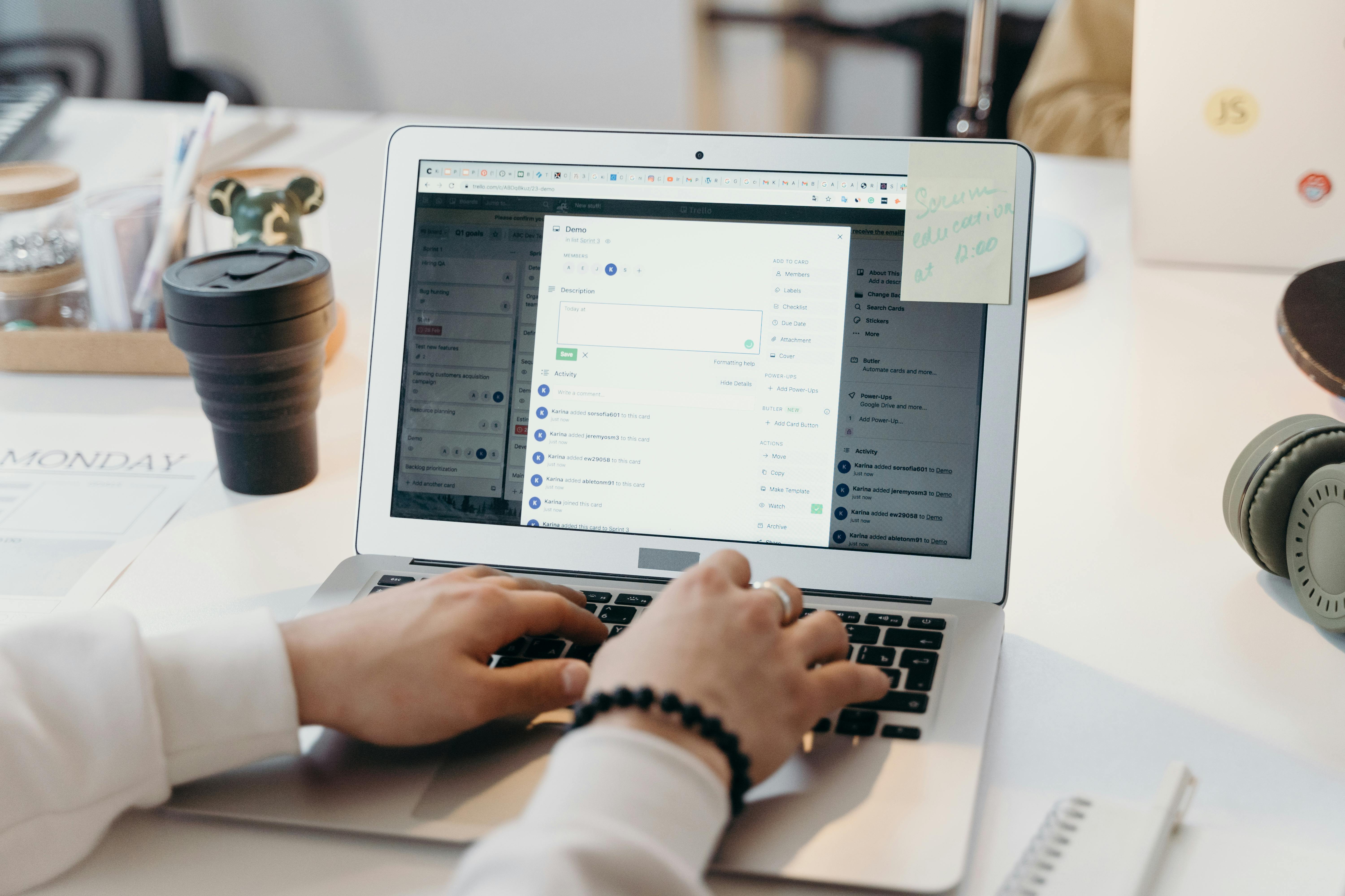 https://www.pexels.com/photo/person-using-a-laptop-on-a-table-7439136/